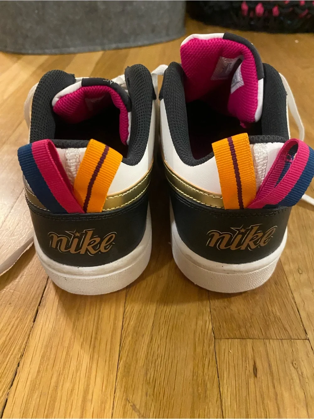 NEW Nike Court Borough 2 SE Low Summit White Pink Prime Youth Shoes